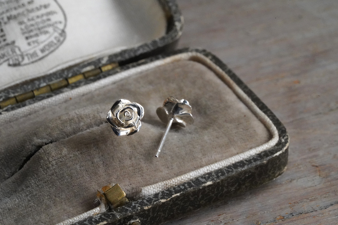 E183 (中) $250 (220) 4